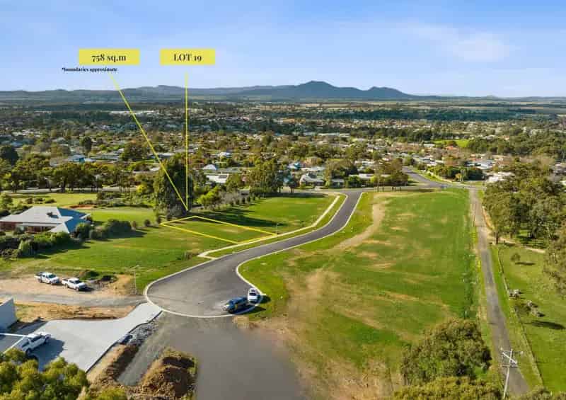 Dream Home Buy Land in Ararat with Stunning Views and Convenient Location