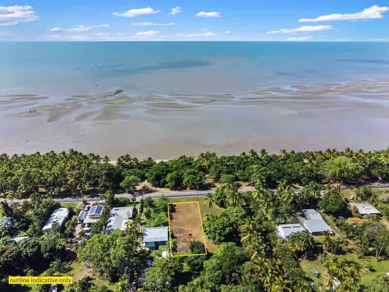 Buy Vacant Beachfront Land in Cooya Beach with Scenic Coral Sea Views