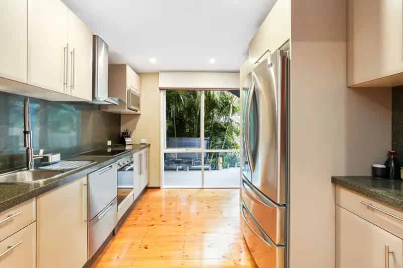 Real Estate For Lease - 39a Waterview Street - Mona Vale , NSW
