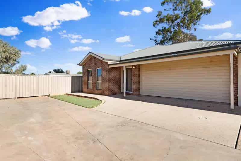 Townhouse in Great Area