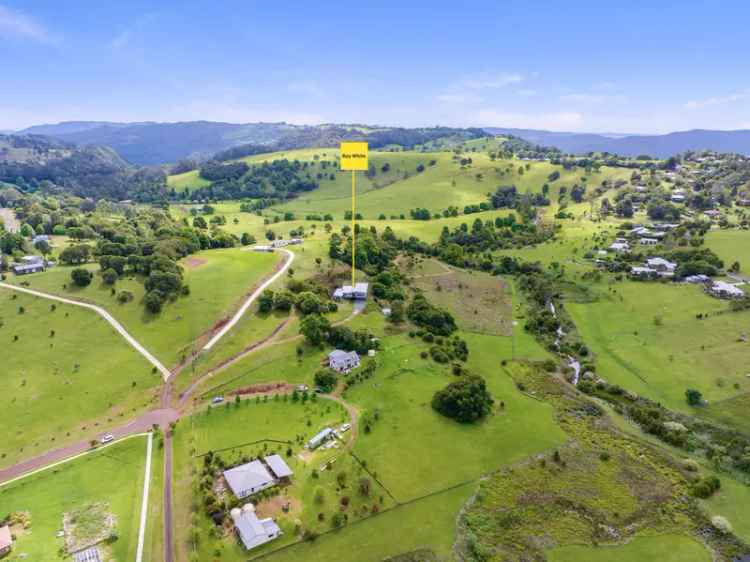 Buy countryside land in Beechmont with modern features and ample space