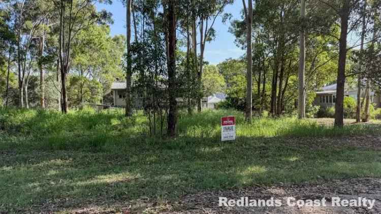 Stunning Sunset Views Await at 10 Ranora Avenue, Russell Island