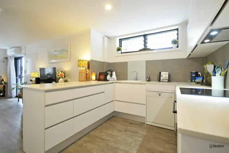 Block of units For Rent , Gold Coast City, Queensland