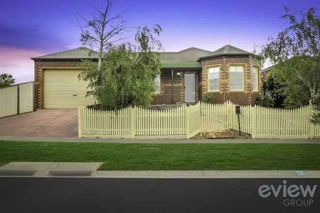 House For Sale in Melbourne, Victoria