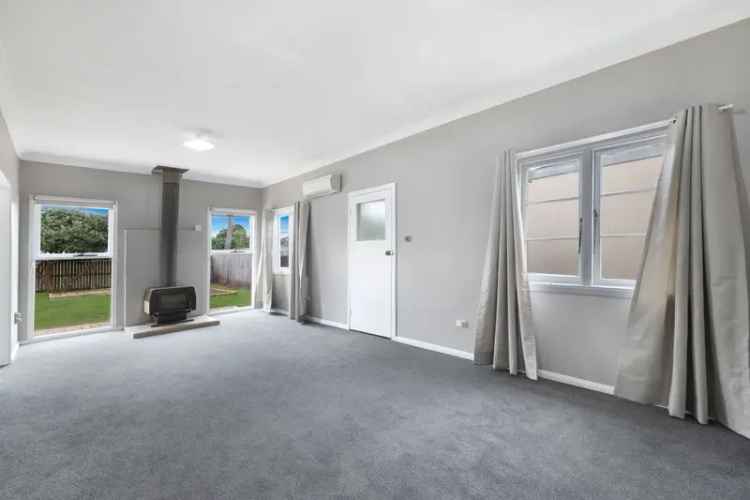 House For Rent in South Canberra, Australian Capital Territory