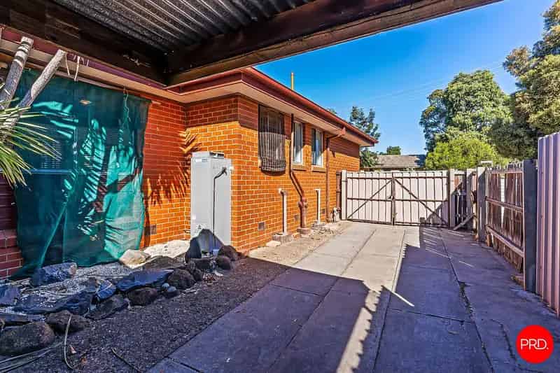 Neat, 4 Bedroom home!