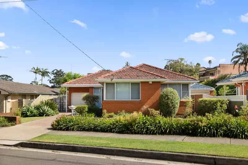 Exclusive 657sqm Block in Premier Peninsula Location Prime for Development