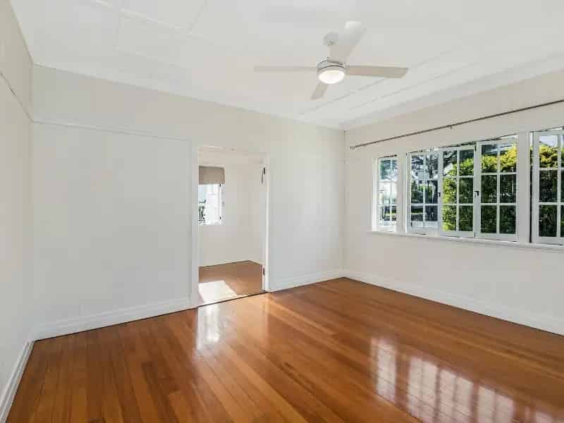 3 Bedroom Queenslander In Prime Location