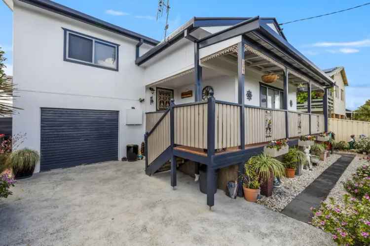 5 Bedroom 2 Bathroom Home Smithtown NSW