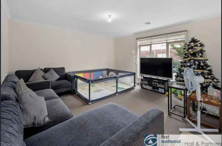 3 Bedroom Family Home 176m² Melbourne