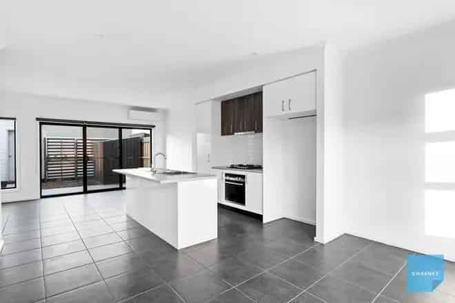 House For Rent , 5, Kobe Street, Melbourne, Victoria