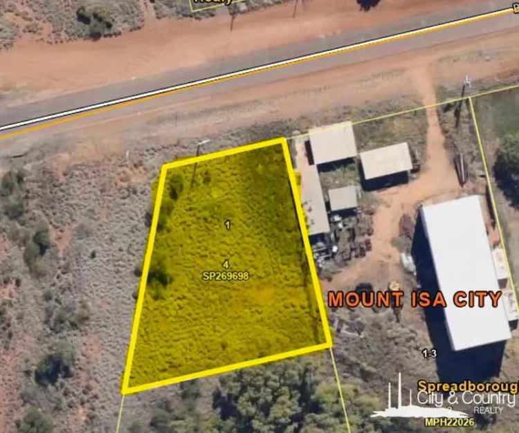 Vacant land for sale in Mount Isa with ample space to build