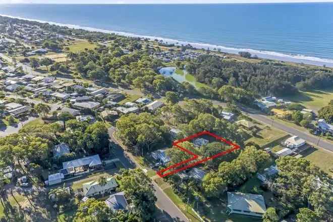 Renovators Challenge near Beach 23 Bedroom House Huge Land