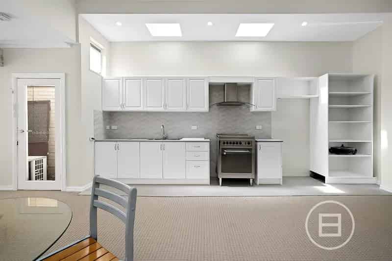 Buy Cottage in Port Melbourne with Backyard and Modern Features