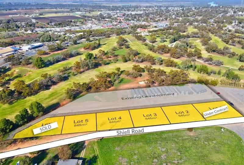 Buy Land Allotments in Berri Golf Course with Stunning Views