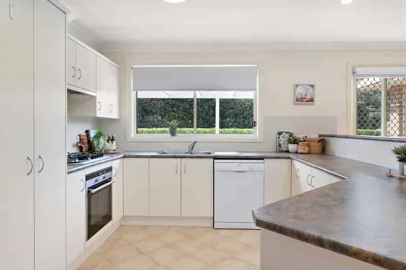 Real Estate For Lease - 15 Rosemary Place - Cherrybrook , NSW