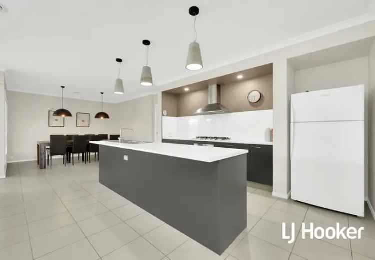 Buy house in Wallan with 4 bedrooms and modern features