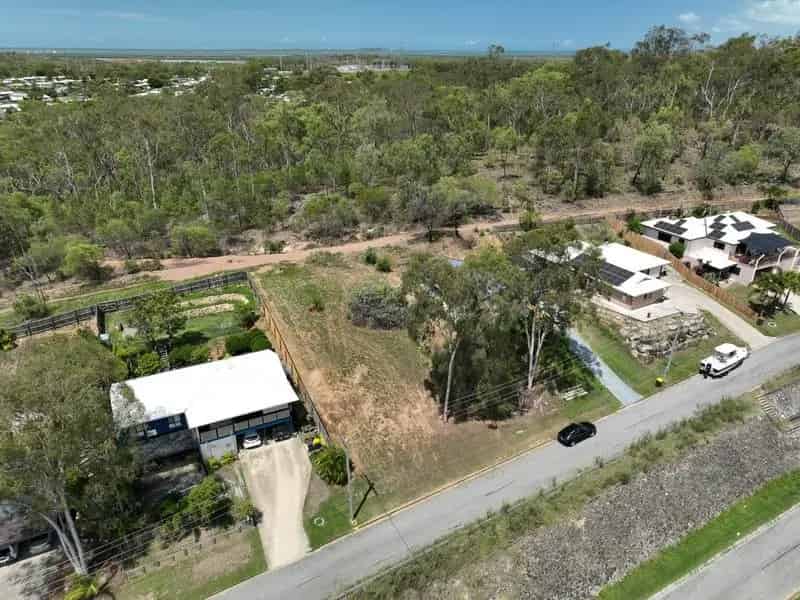Build Your Dream Home on Vacant Land in Toolooa with Room for a Shed
