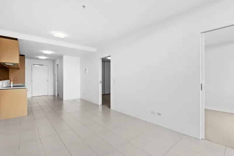 1 room apartment of 250 m² in Melbourne