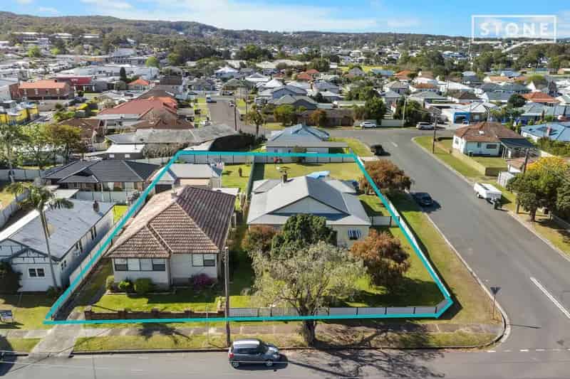 Real Estate For Sale - 17 & 19 Maude Street - Belmont , NSW