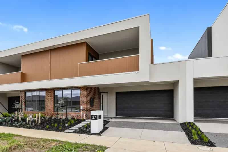 Brand New Townhouse in a High Sought-After Location