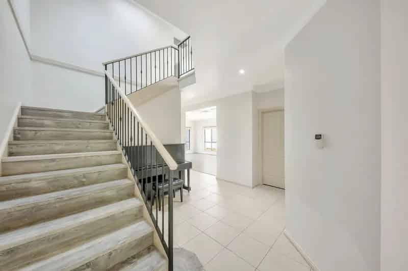 Real Estate For Lease - 54 Linden Way - Bella Vista , NSW