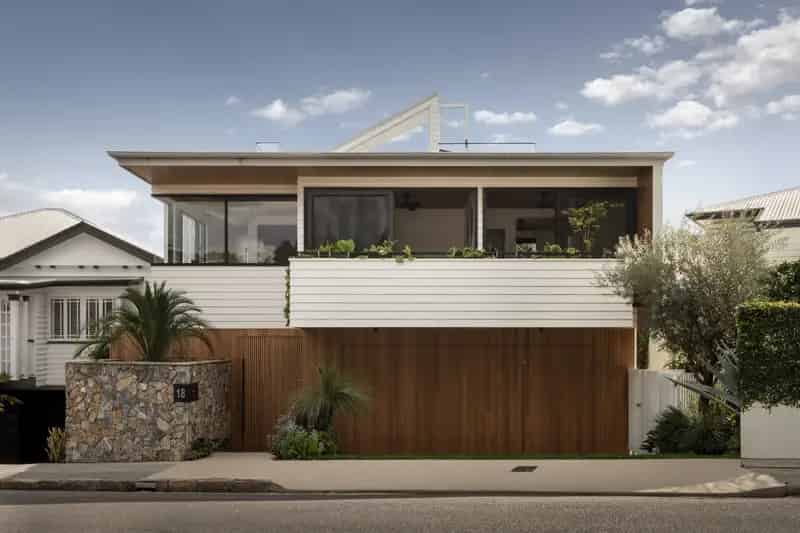 Breathtaking Panoramas Inspired by Joe Adsett Architects on Teneriffe Hill