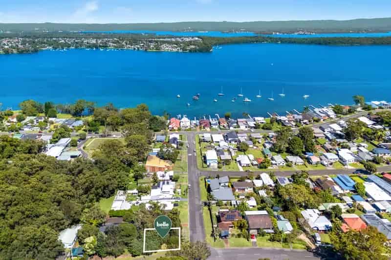 Build Your Dream Home on Lakeside Vacant Land in a Peaceful Enclave