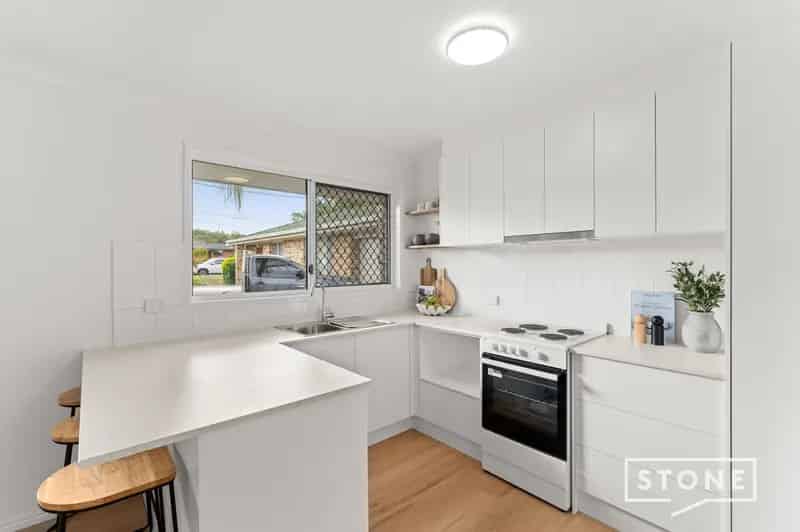 Real Estate For Lease - 2/164 Mount Warren Boulevard - Mount Warren Park , QLD