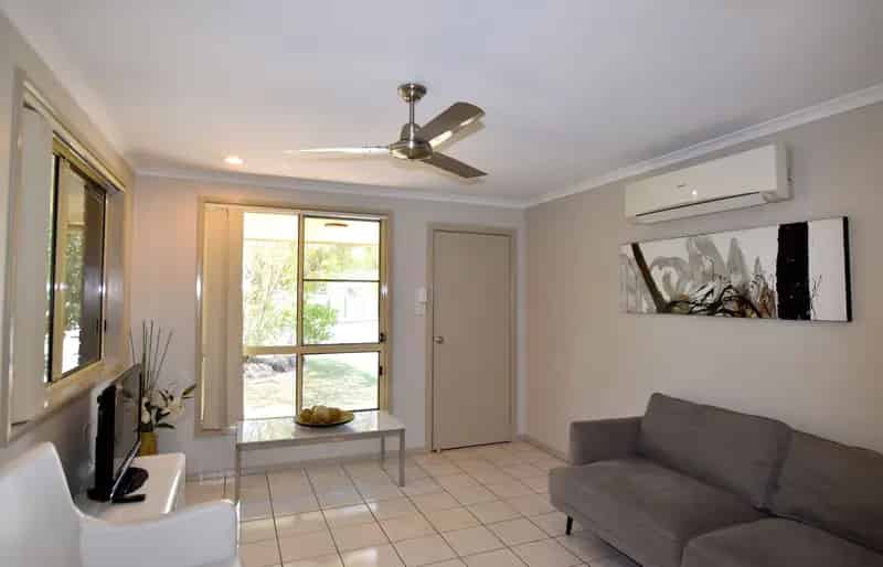 :: 3D TOUR :: FURNISHED :: DETACHED DUPLEX IN CLINTON