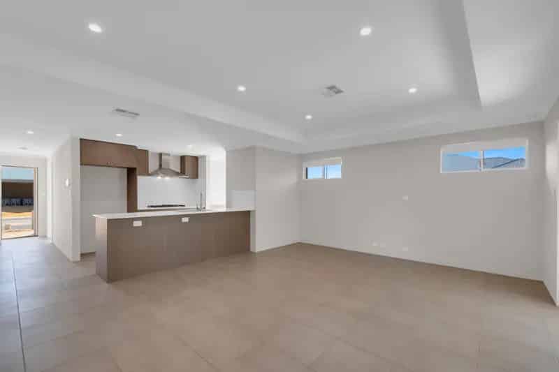 Brand new home in Byford!