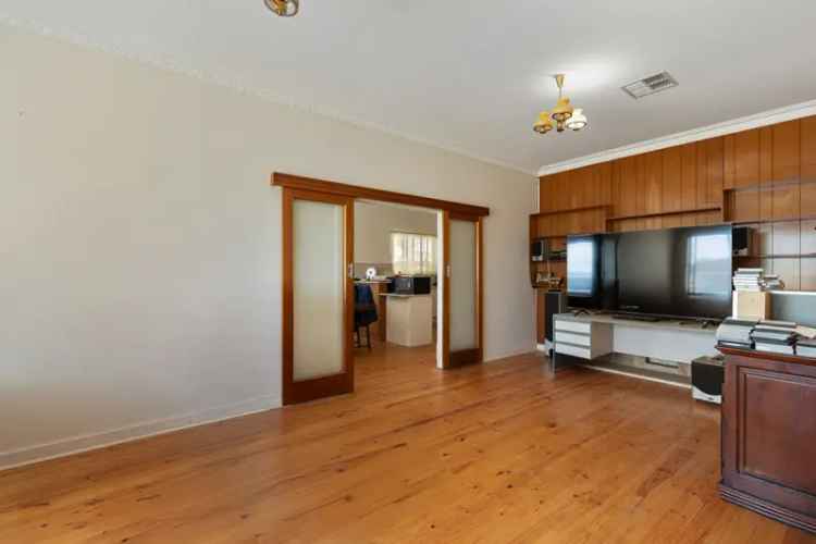 House For Sale in Adelaide, South Australia