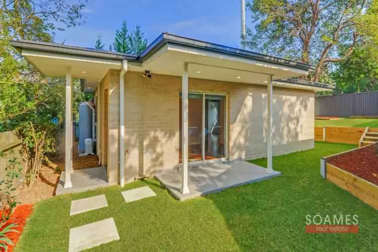 2 Bedroom Granny Flat Near Barker College and Hornsby Station