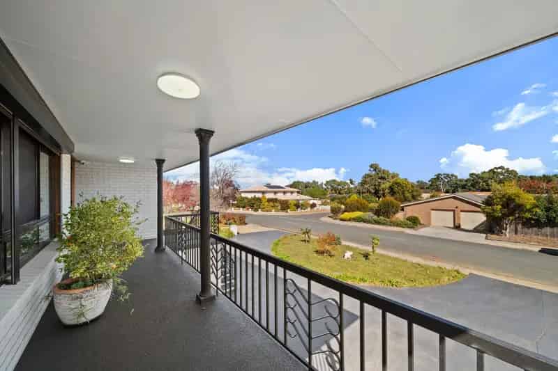 Buy House in Kaleen Featuring 6 Bedrooms and Spacious Living Areas