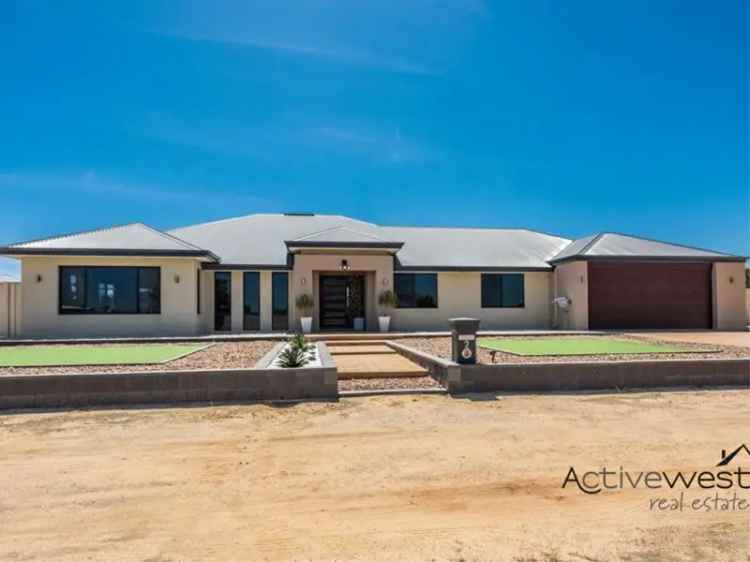 House For Sale in Geraldton, Western Australia