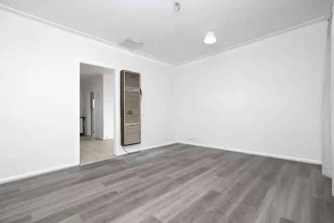 House For Rent , 2, Laurie Avenue, Melbourne, Victoria