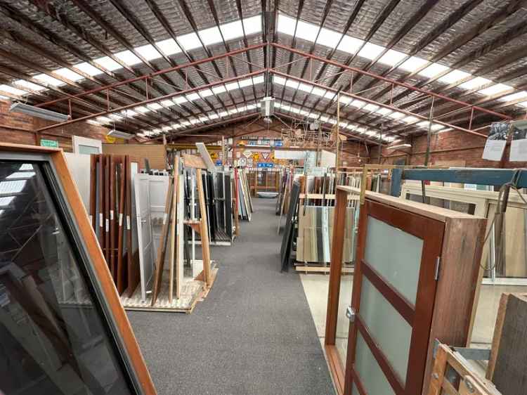 Profitable Second-Hand Building Materials & Products!