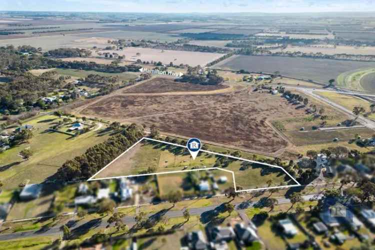 Rural For Sale in Cressy, Victoria