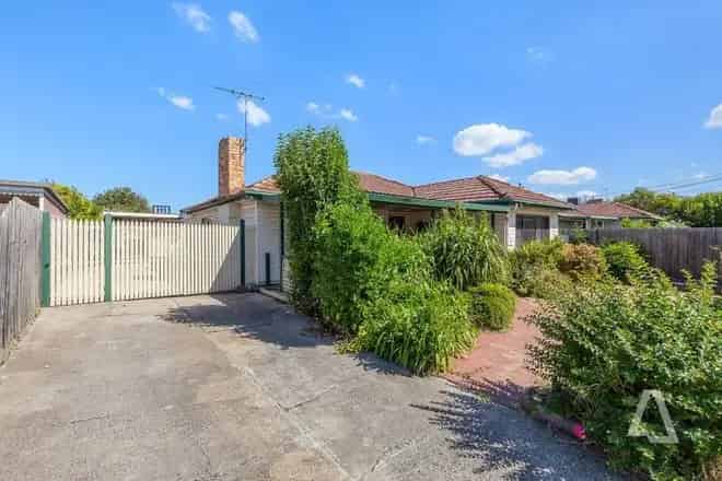 House For Sale , 84, Welwyn Parade, Melbourne, Victoria