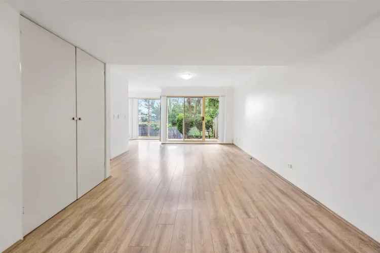 3 rooms house of 230 m² in Sydney