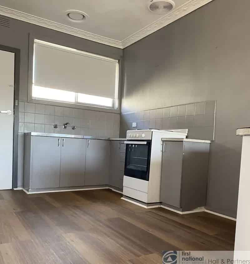 1 room house of 155 m² in Melbourne