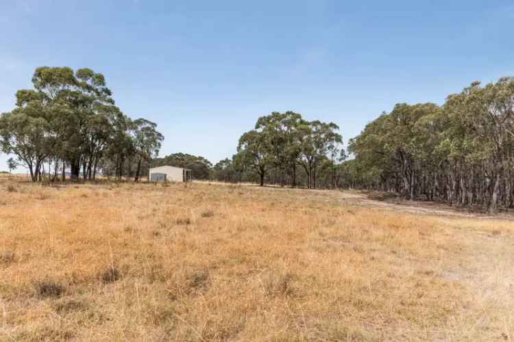 9-Acre Tranquil Property near Melbourne with Machinery Shed and Nature Loo