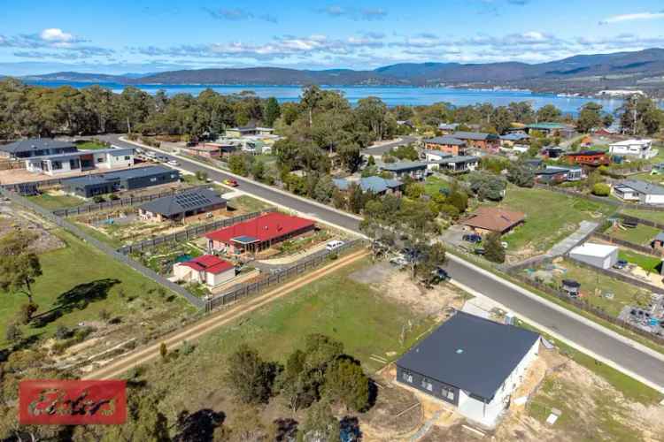 Real Estate For Sale - 14 Bonnie Vale Drive - Howden , TAS