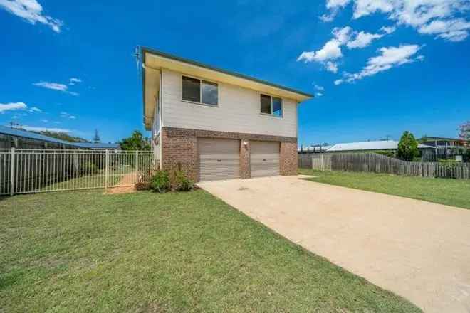 4 Bedroom 2 Bathroom Family Home Near Woodgate Beach