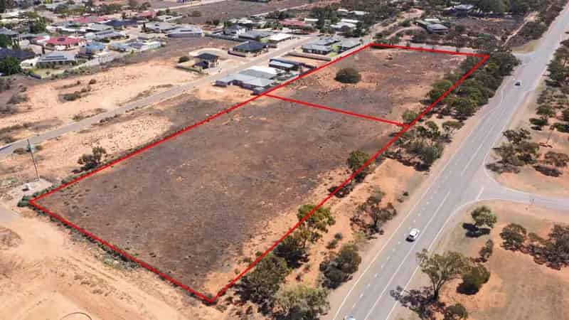 Buy Rural Property Land in Port Augusta West with Exceptional Features
