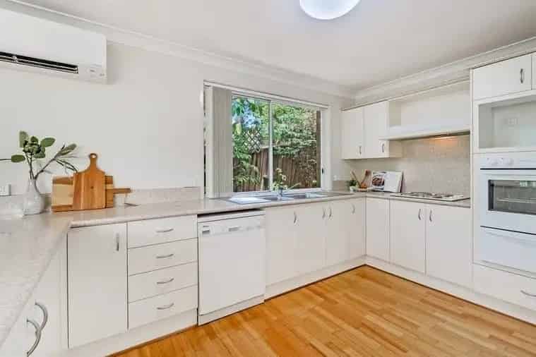 Rent House Near Shopping Centres with Spacious Living and Garden in West Pennant Hills