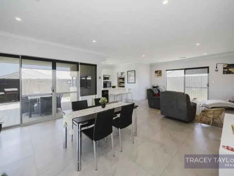 House For Sale in City of Wanneroo, Western Australia