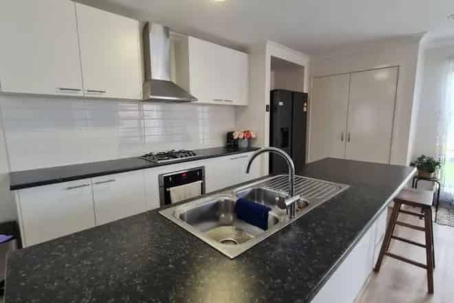 House For Rent , 31, Tanami Street, Melbourne, Victoria