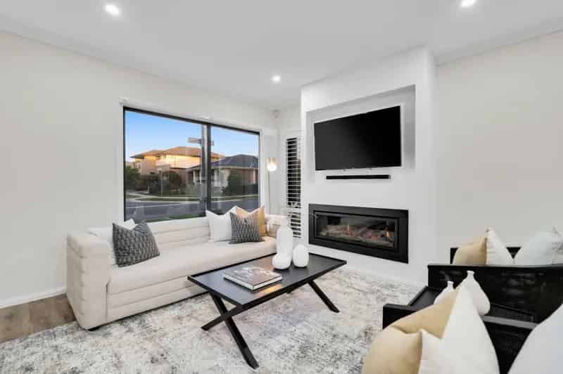 Real Estate For Sale - 9 Caballo Street - Gledswood Hills , NSW
