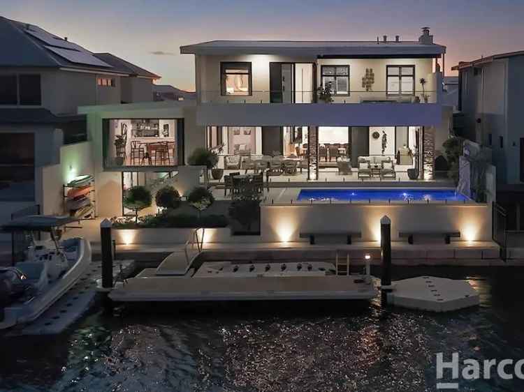 Luxury Waterfront Mansion 4 King Bedrooms 5 Bathrooms Mandurah